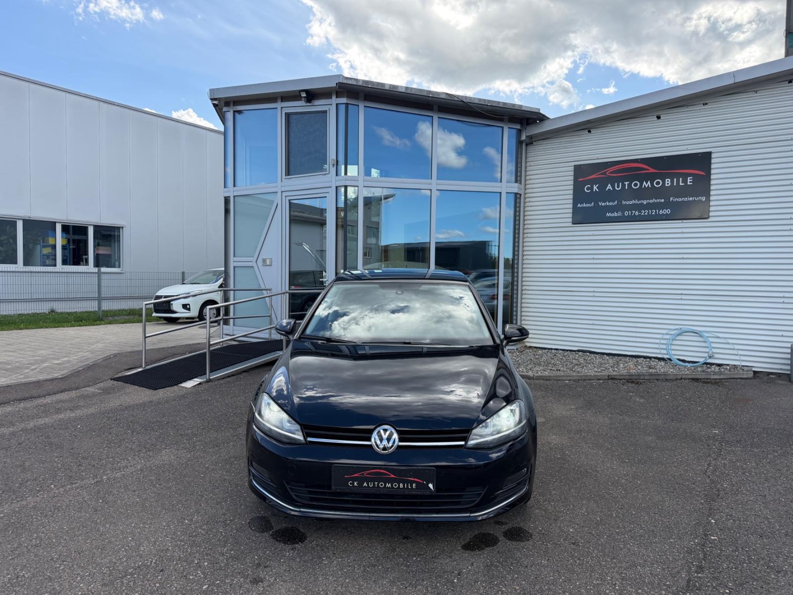 Volkswagen Golf VII Lim. Lounge BMT