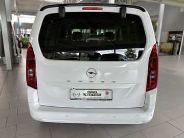 Fotografie des Opel Combo 1.5 D Automatik GS