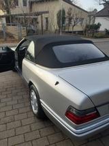 Mercedes-Benz Mercedes W124 E320 A - Mercedes-Benz: Cabrio, A124
