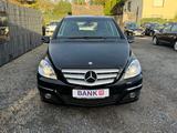 Mercedes-Benz B 160 Navi*Sitzheizung*Klima*TÜV 05/27 - Mercedes-Benz B 160 Gebrauchtwagen