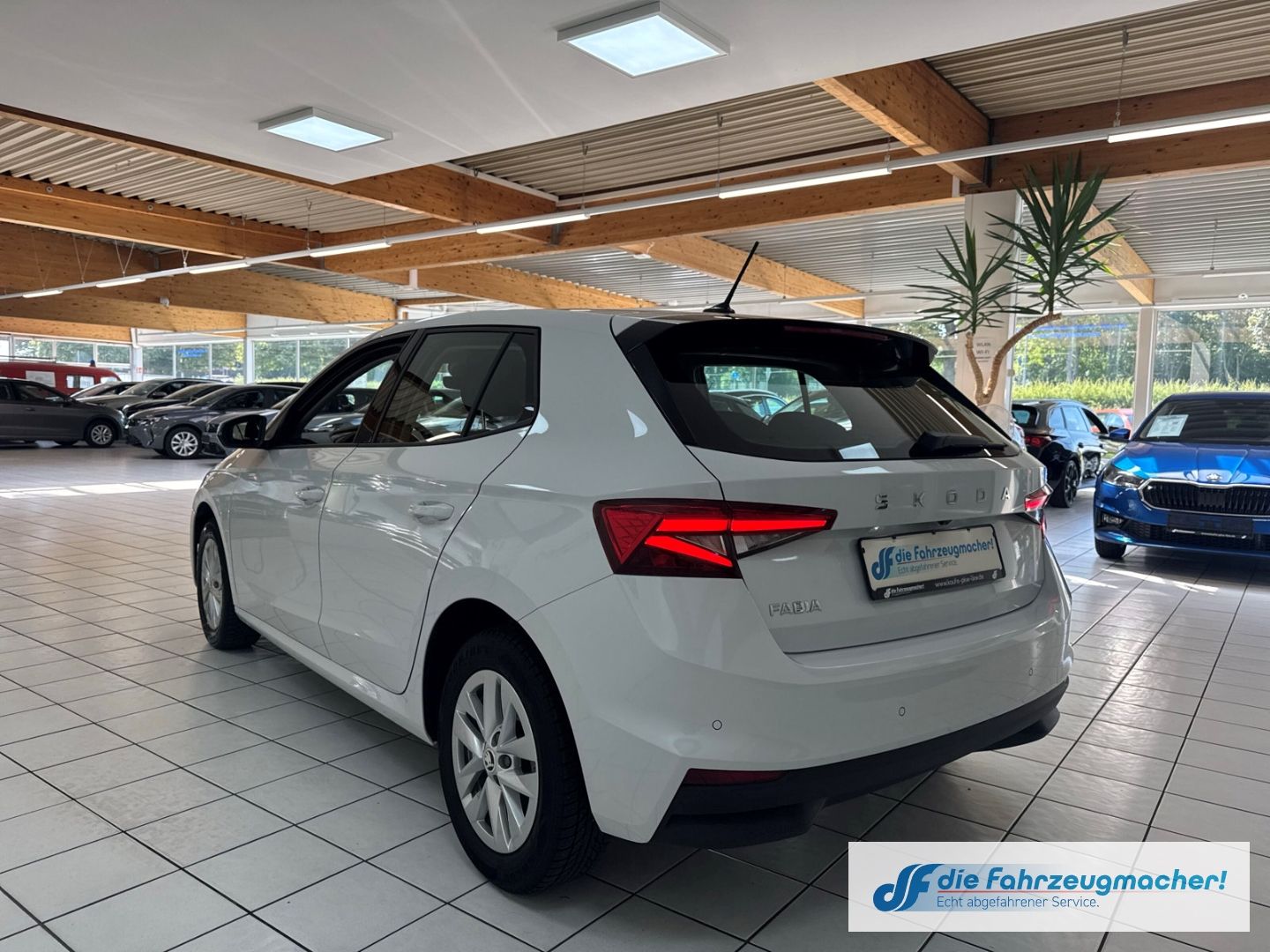 Fahrzeugabbildung SKODA Fabia Selection LED Sperrdiff. ACC Apple CarPlay
