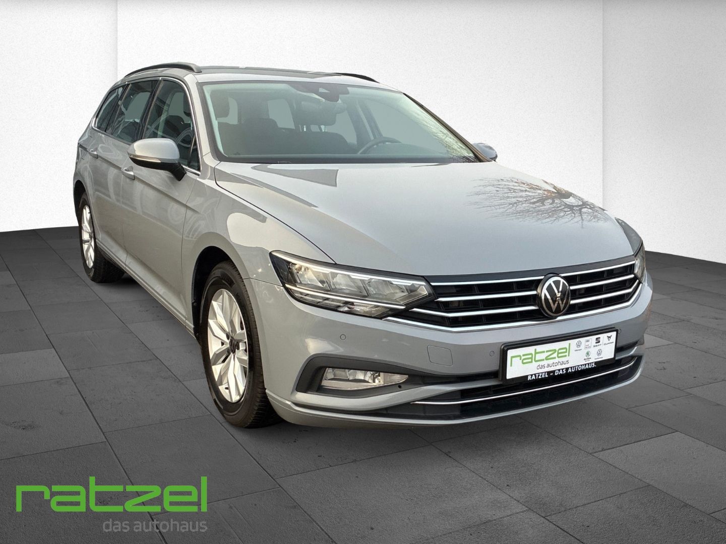 Fahrzeugabbildung Volkswagen Passat Variant 2.0 TDI DSG Business Navi Massage