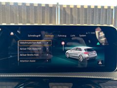 Fahrzeugabbildung Mercedes-Benz A 250 AMG-Style Leder Navi Sitzh LED 18"AMG
