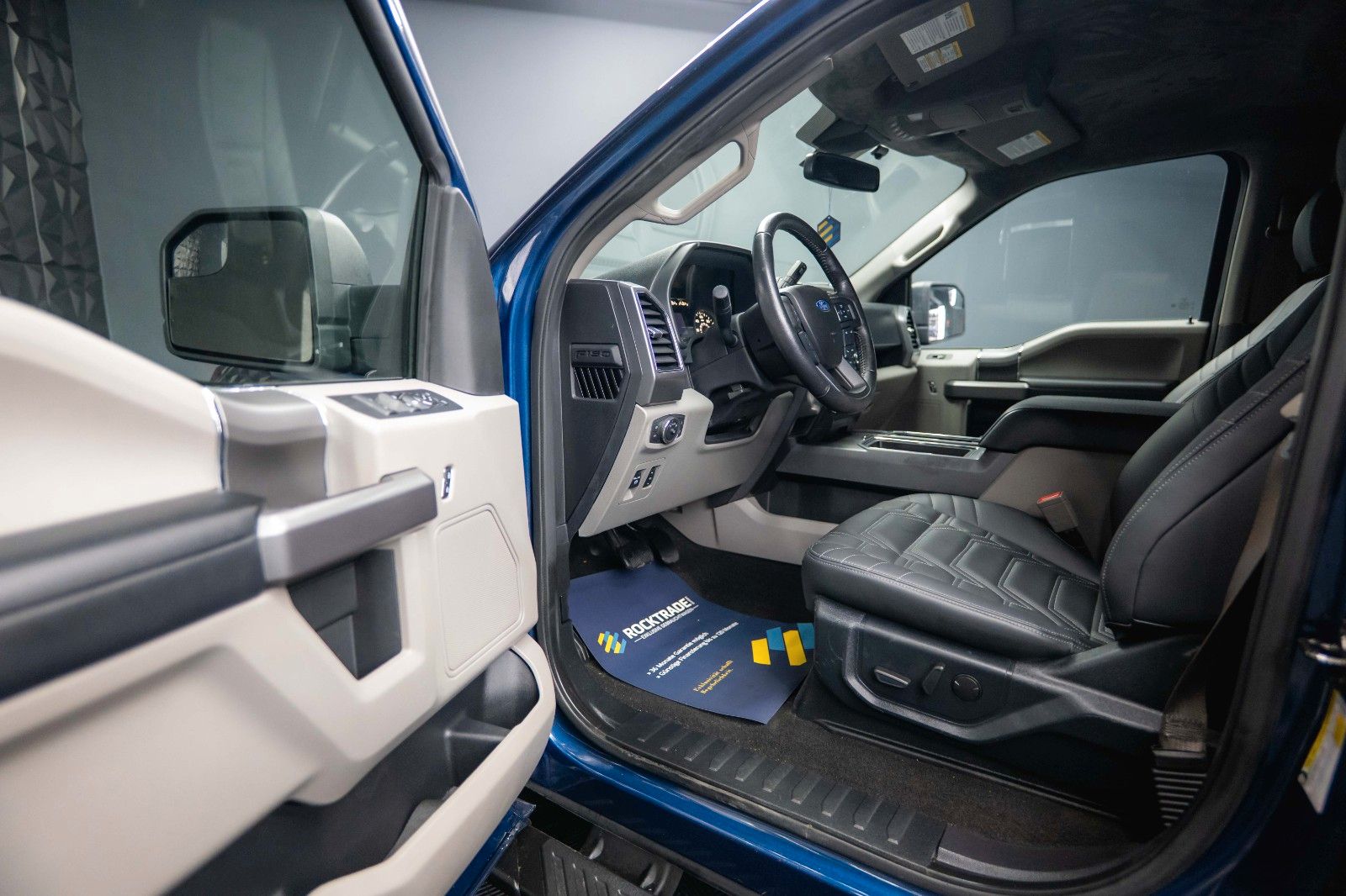 Fahrzeugabbildung Ford F150 V6 4x4 Offroad SuperCrew RAPTOR HardTop 19%