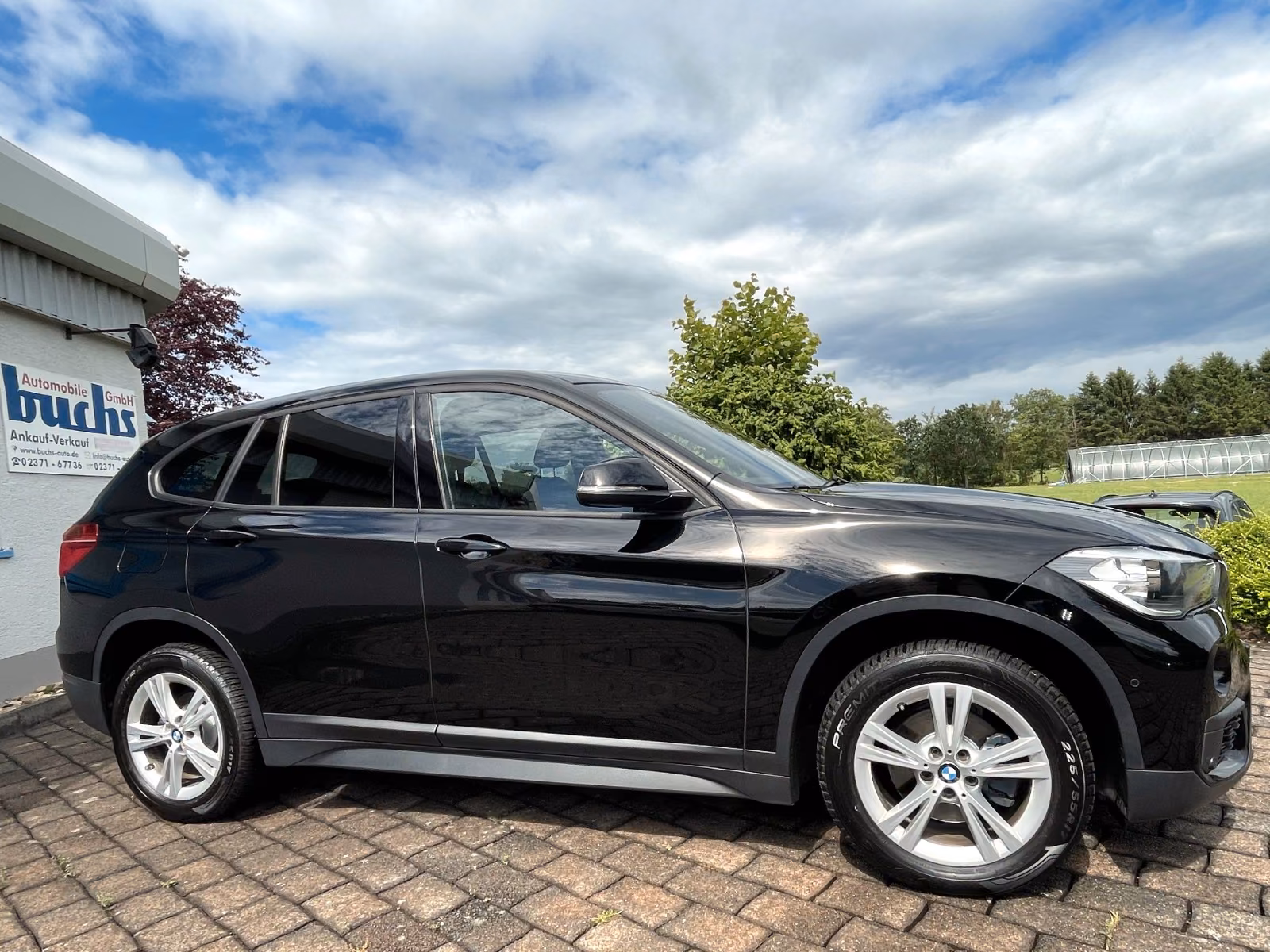 BMW X1 sDrive 18d Advantage Automatik Navi