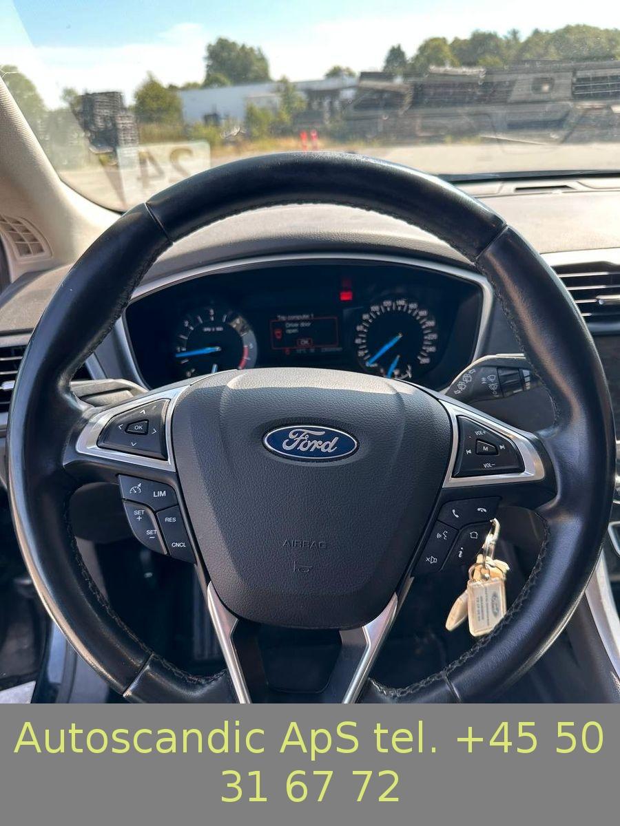 Ford Mondeo 2015 — photo 21