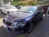 Skoda OCTAVIA 2.0 TDI DSG 4 x 4 KOMBI / PANO+AHK - Skoda: Allradantrieb