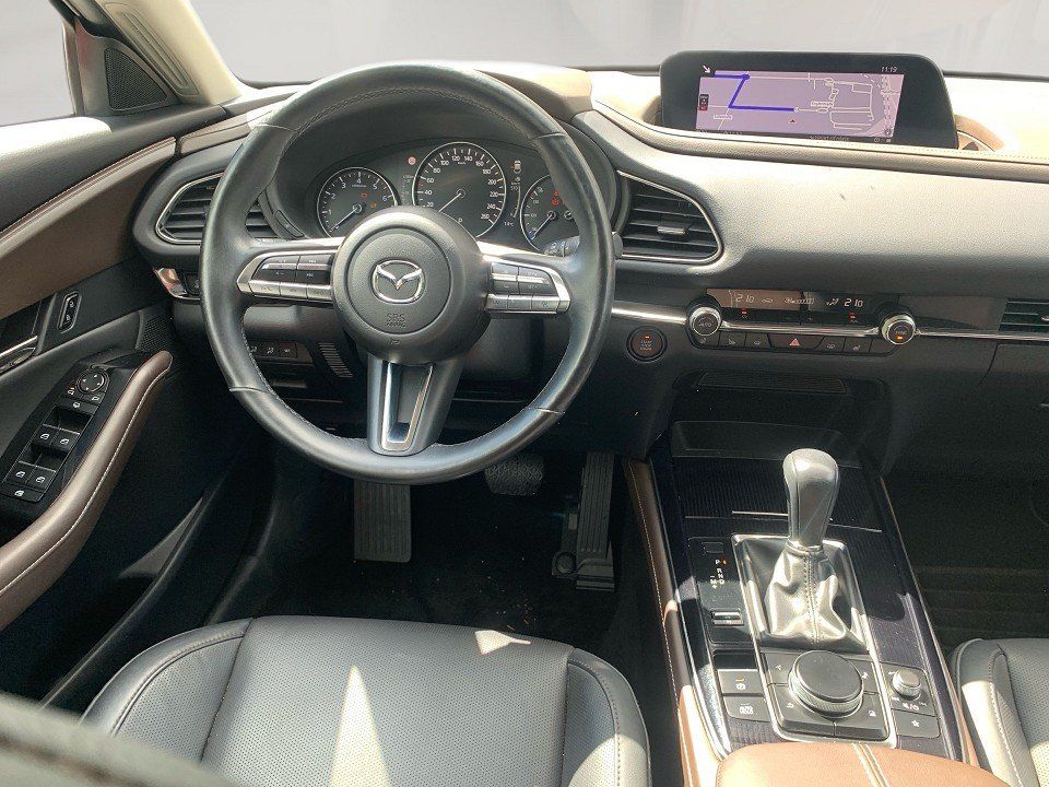 Fahrzeugabbildung Mazda CX-30 2.0i 150PS A/T SELECTION Leder