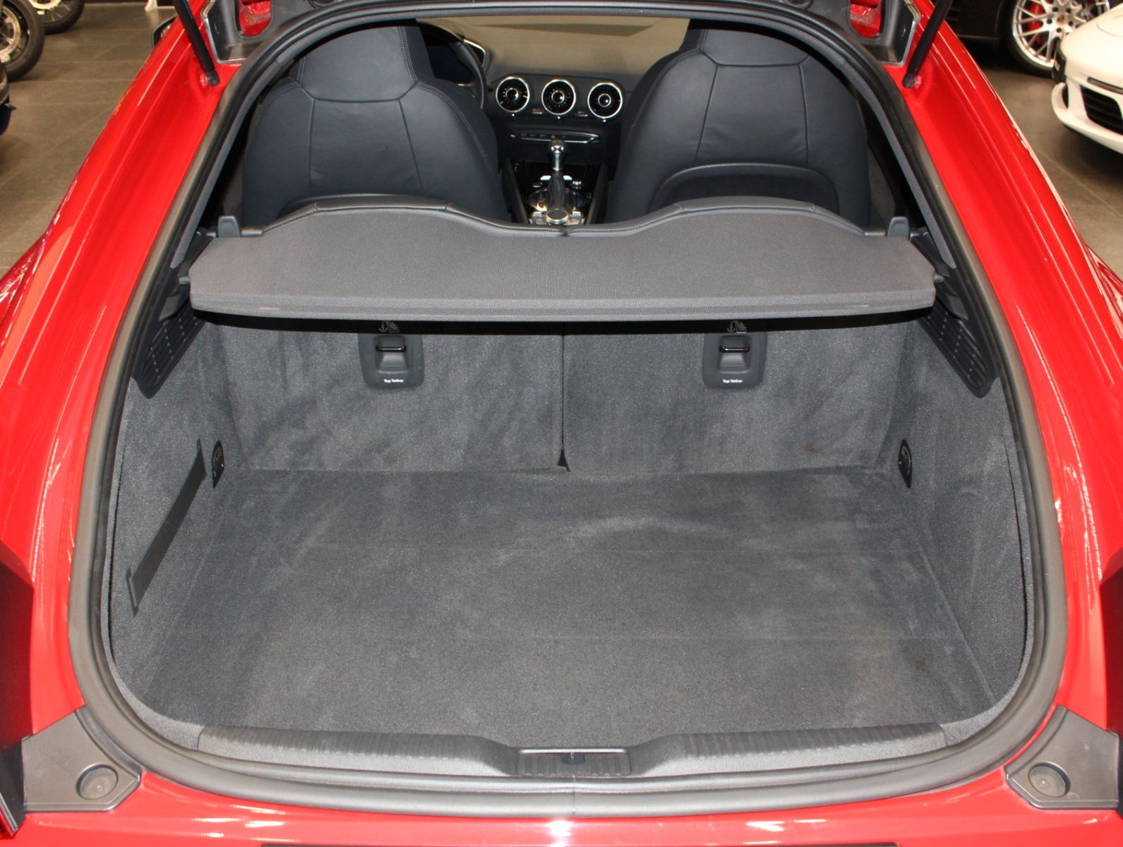 Fahrzeugabbildung Audi TT 1.8 TFSI Coupe S-Tronic S-Line Selection Plus