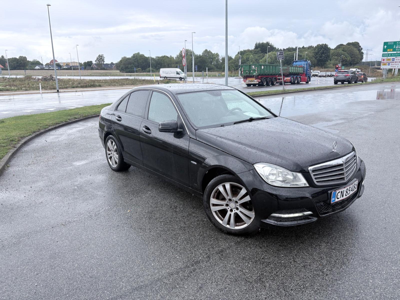 Mercedes-Benz C 200