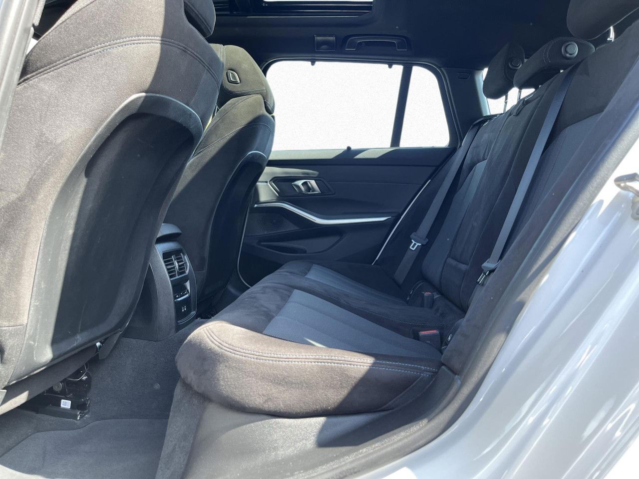 BMW 330 - Bild 18