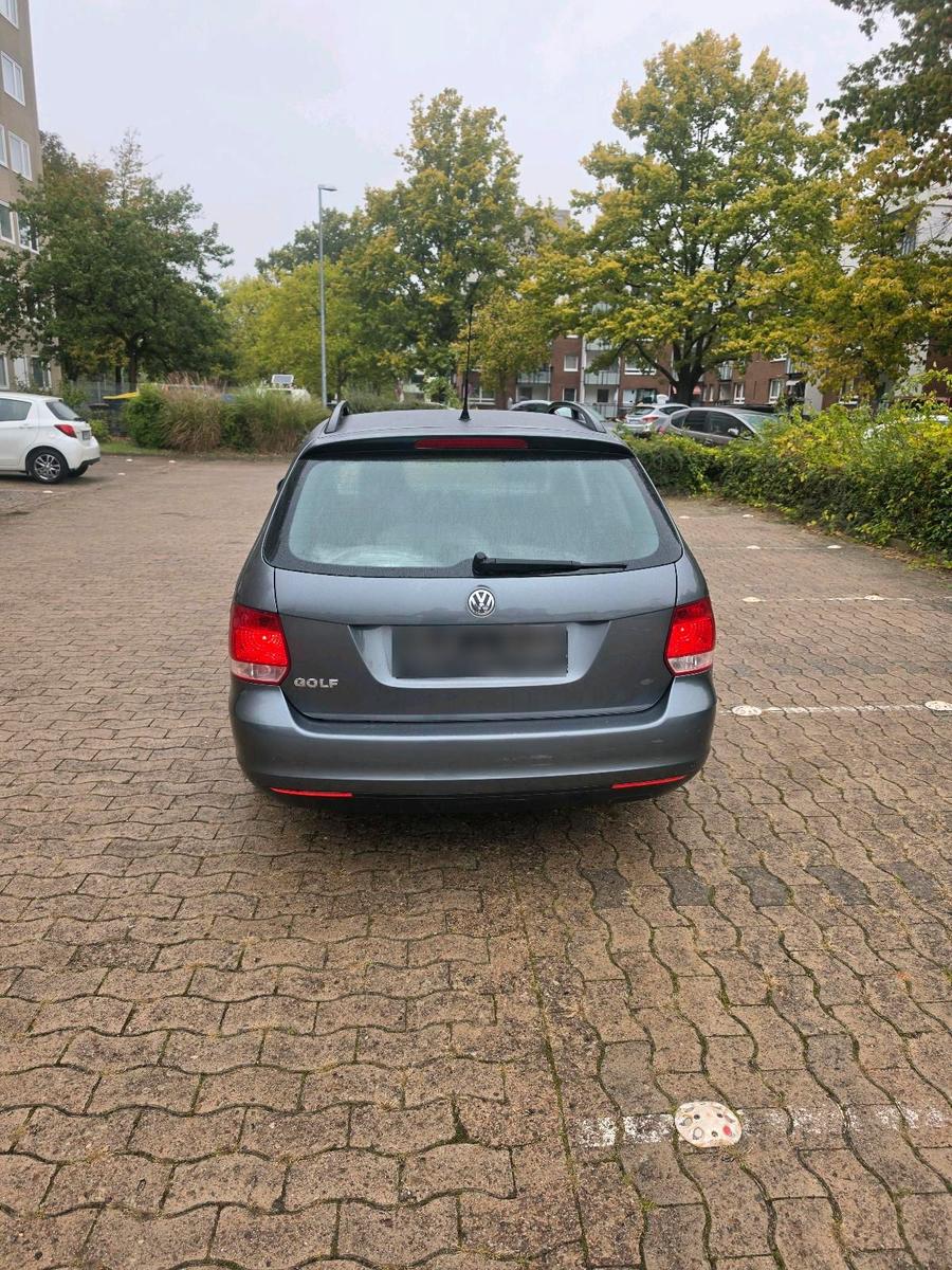 Volkswagen Golf 2009 — engine 102 HP (75kW)