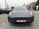Tesla Model Y Long Range Dual AWD - Tesla Model Y: Automatik