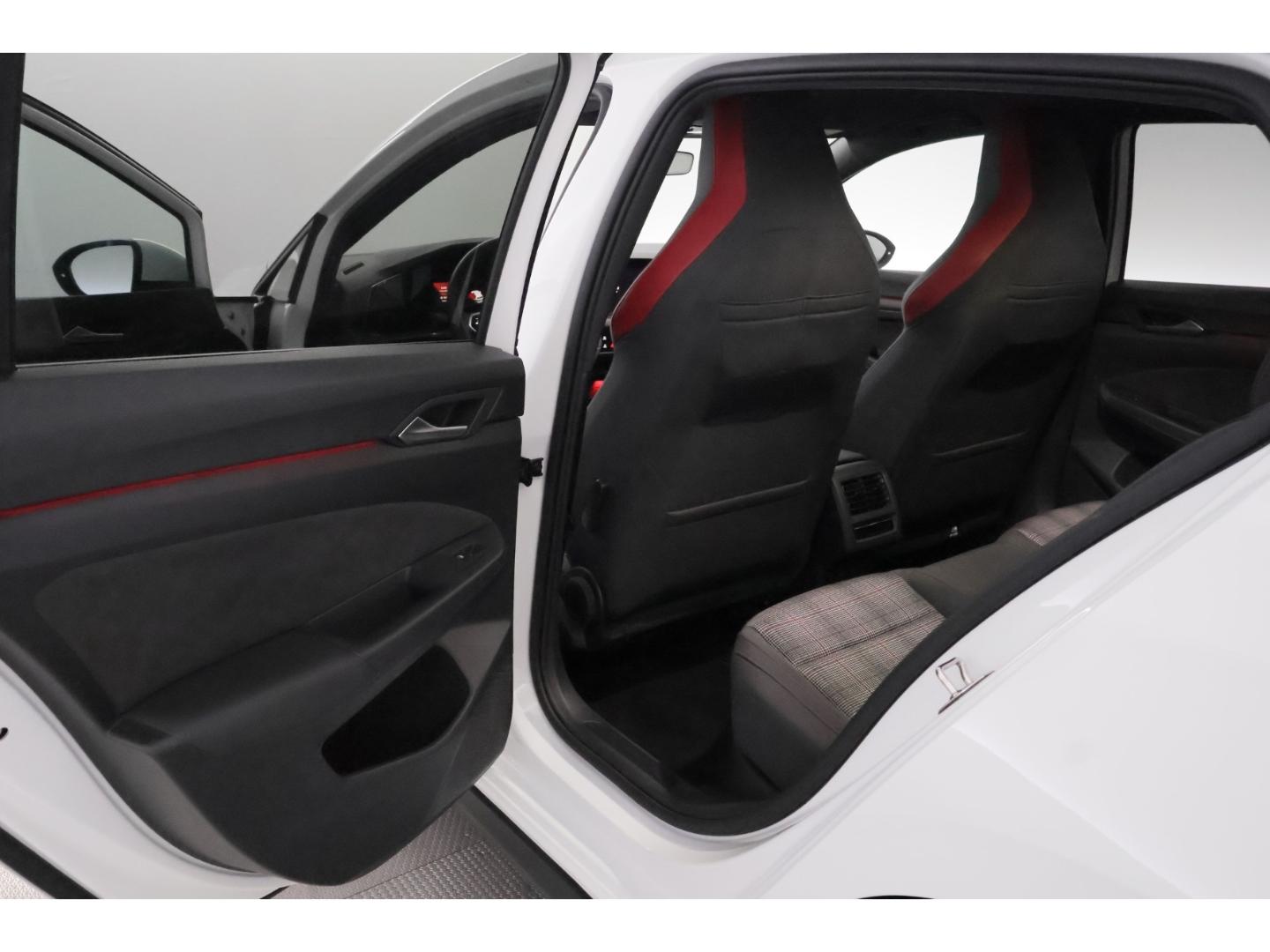 Volkswagen Golf GTI VIII 2.0TSI DSG+LED+CARPLAY+SHZ, миниатюра 15