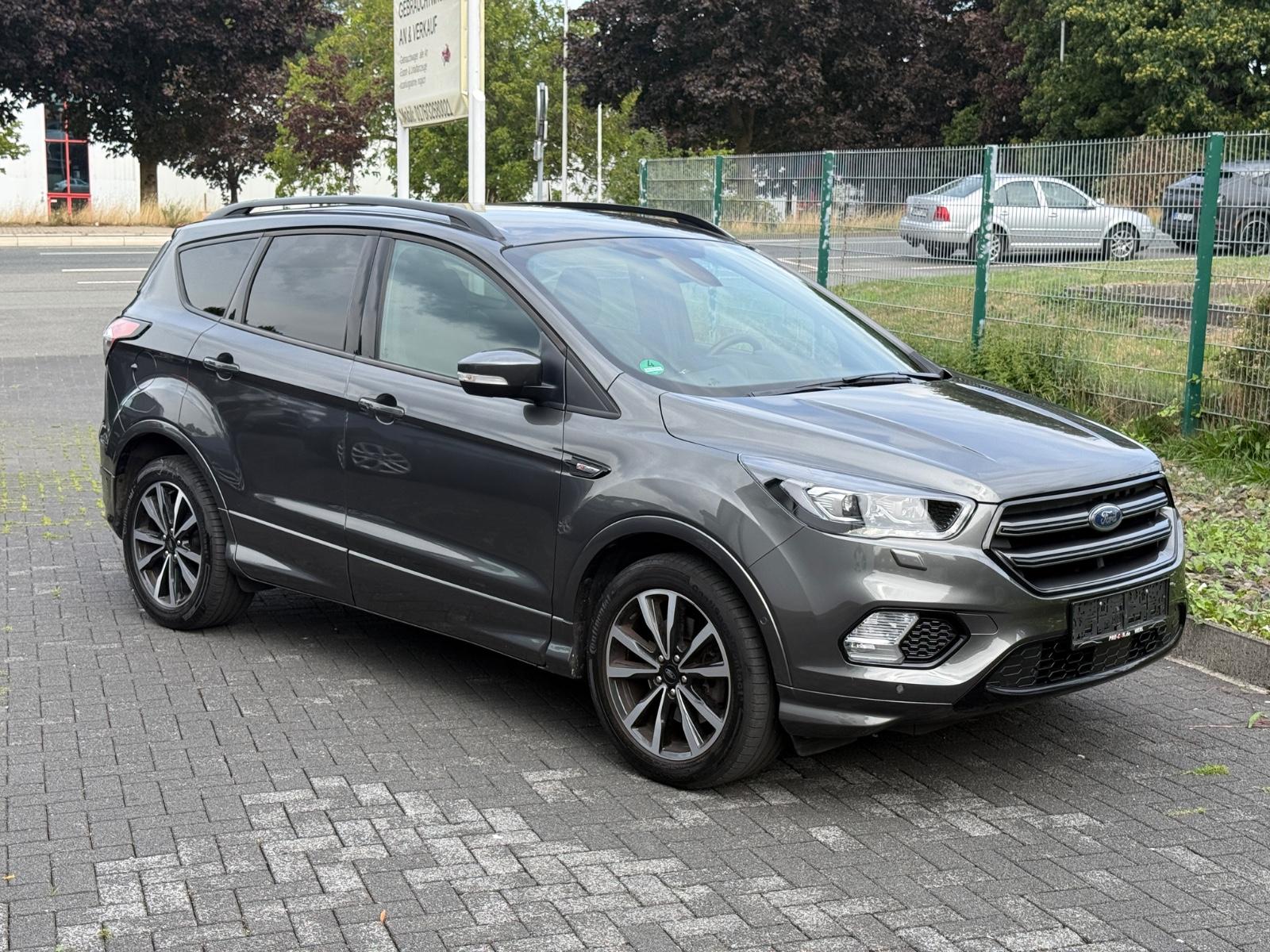 Ford Kuga ST-Line-Xenon-Kamera-T.Leder-Navi-Euro6