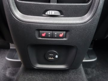 Bild 16 Ford Kuga ST Line NAVI,SHZ v u. h, beheiz. Lenkrad