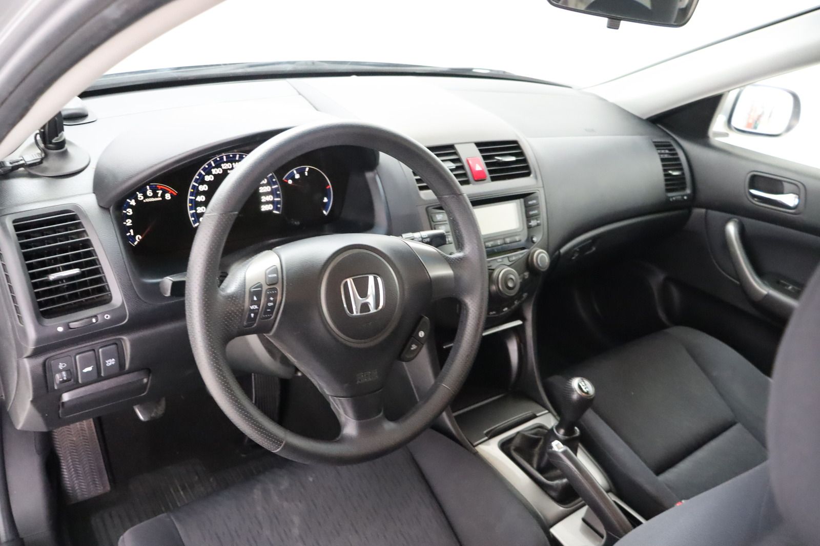 Fahrzeugabbildung Honda Accord Tourer 2.0 Comfort