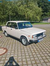 Lada Nova VAZ 2105 - Lada: Vaz