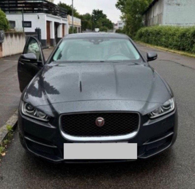 Image of Jaguar XE