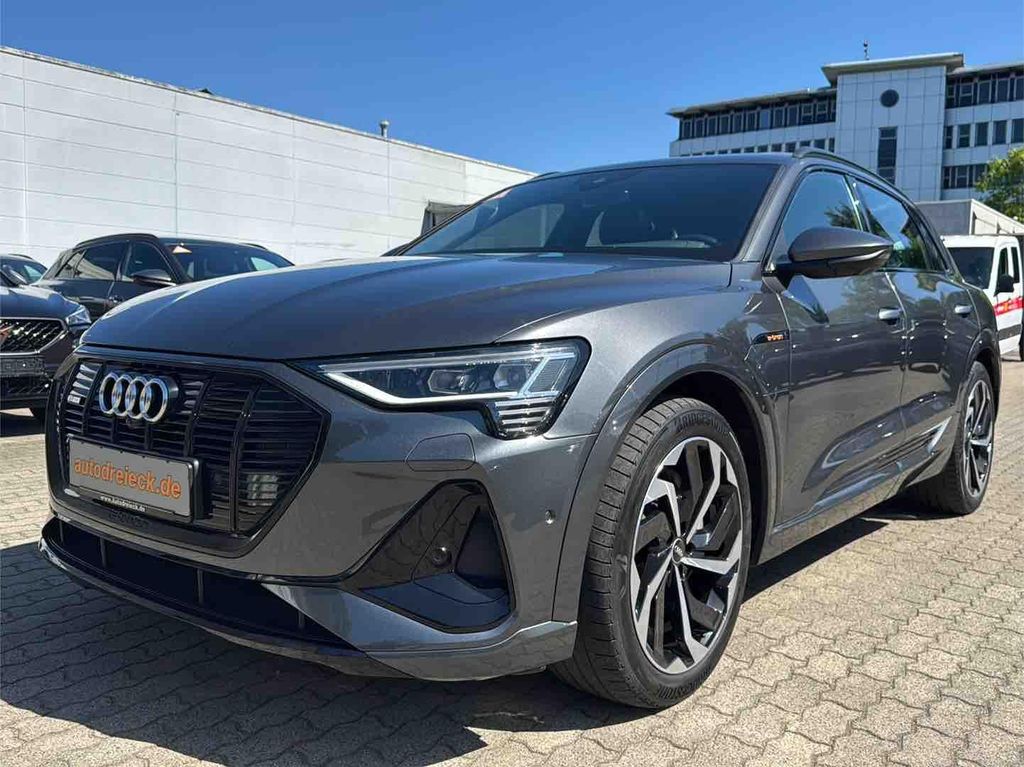 Image of Audi e-tron