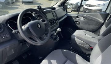 Renault Trafic - 8