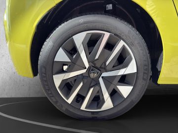 Peugeot 208 STYLE Elektro 156 PDC+SHZ+LED+Apple CarPlay