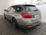 BMW 330 i xDrive Tour. Sport Line, 19 Zoll, AHK  - BMW 330: Sport 330i