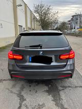 BMW 330i Touring M Sport Shadow Automatic M Spor... - BMW 330 mit Benzin-Antrieb: Kombi, Automatik