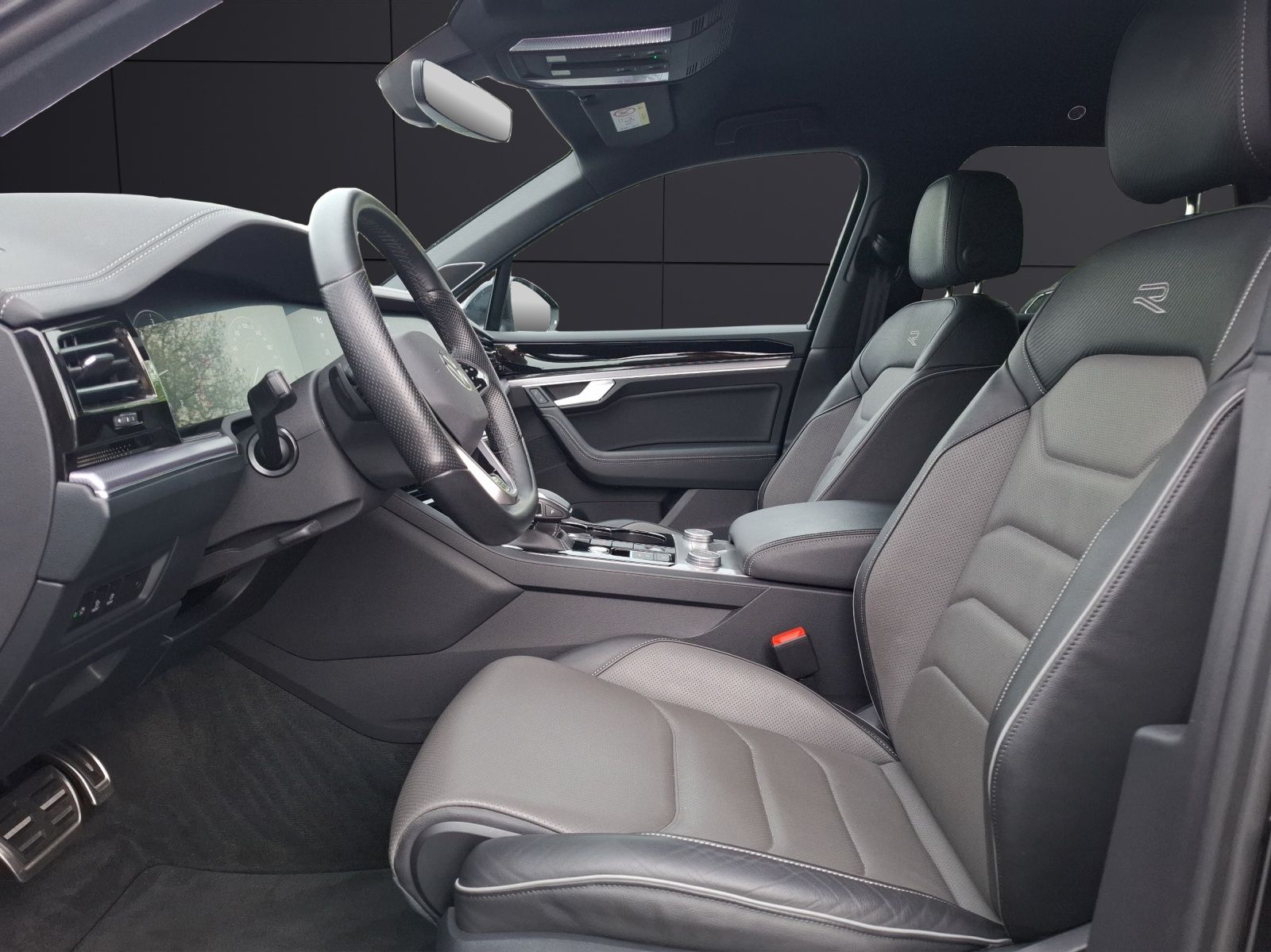 Fahrzeugabbildung Volkswagen Touareg TDI R-Line 4M Standhzg. Matrix AHK Navi