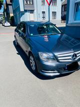 Mercedes-Benz Mercedes Benz, C-Klasse, 220 - Mercedes-Benz 220 in Duisburg
