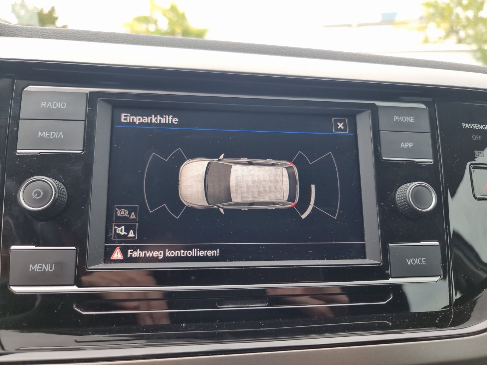 Fahrzeugabbildung Volkswagen Polo Comfortline TSI SHZ PDC DAB+ WeConnect Klim