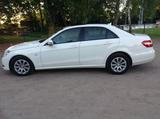 Mercedes-Benz E 220 CDI BlueEFFICIENCY - Leder,SHD, wenig km - weiße Mercedes-Benz E 220