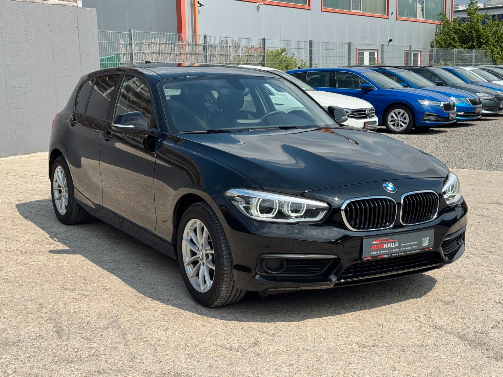 Fahrzeugabbildung BMW 116i F20 Advantage Navi LED PDC SHZ