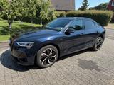Audi e-tron Sportback 55 quattro S line Navarra Blau
