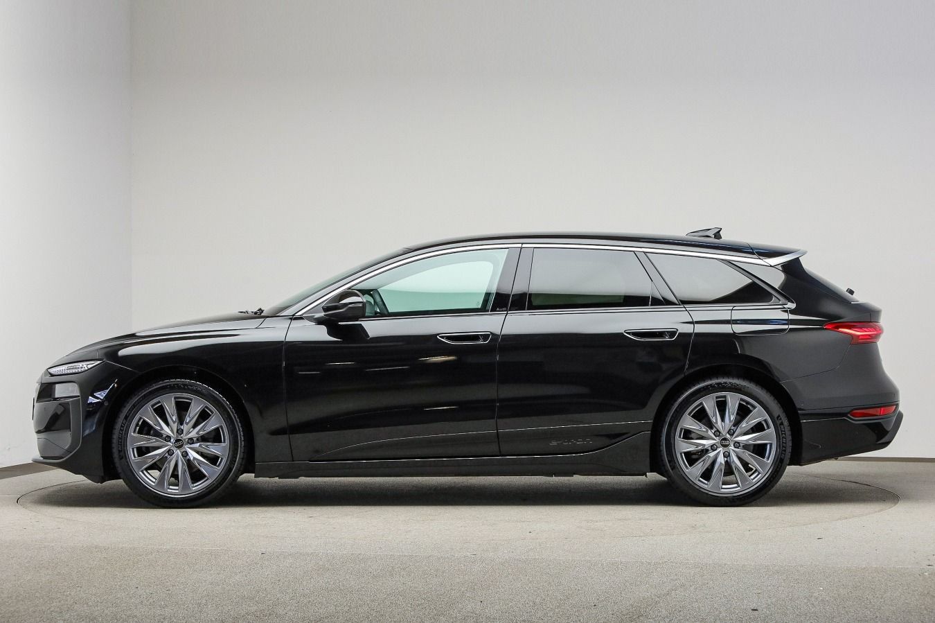 Audi A6 Avant e-tron advanced*MATRIX*AHK*SHZ*PDC imagem 3