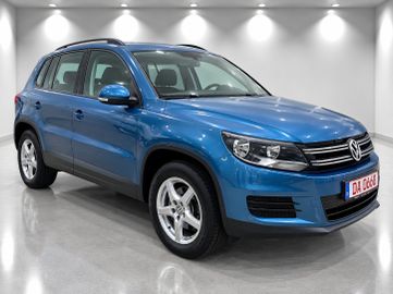 Volkswagen Tiguan - 2