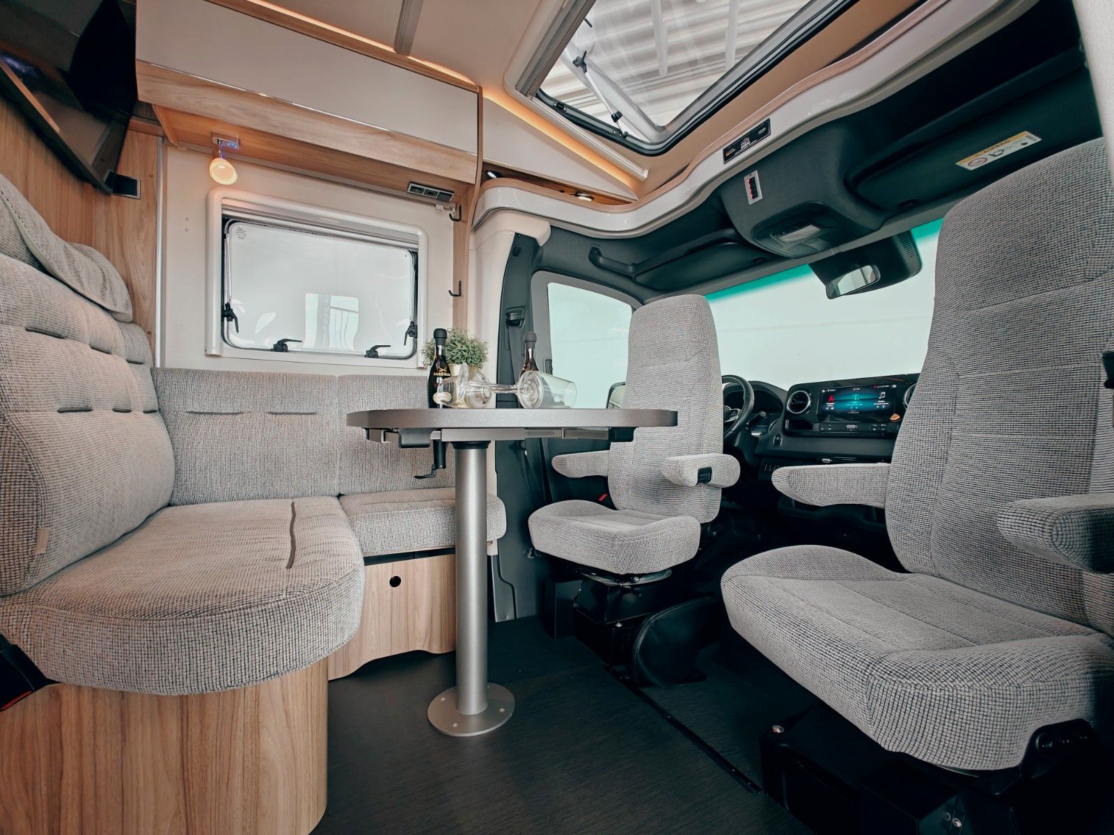 Fahrzeugabbildung HYMER / ERIBA / HYMERCAR ML - T 580 4x4 RSX - DRAUZZEN®