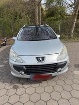 Peugeot 307 1.6 Benzin 7 Sitzer - Peugeot 307: Sitz