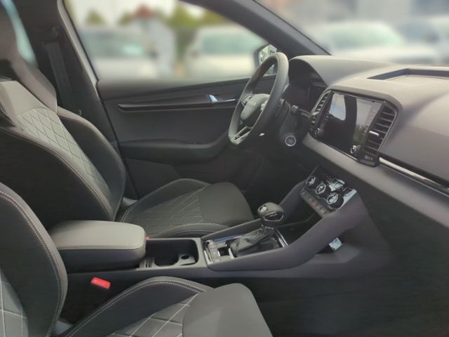 Fahrzeugabbildung SKODA Karoq 1.5 TSI DSG Sportline