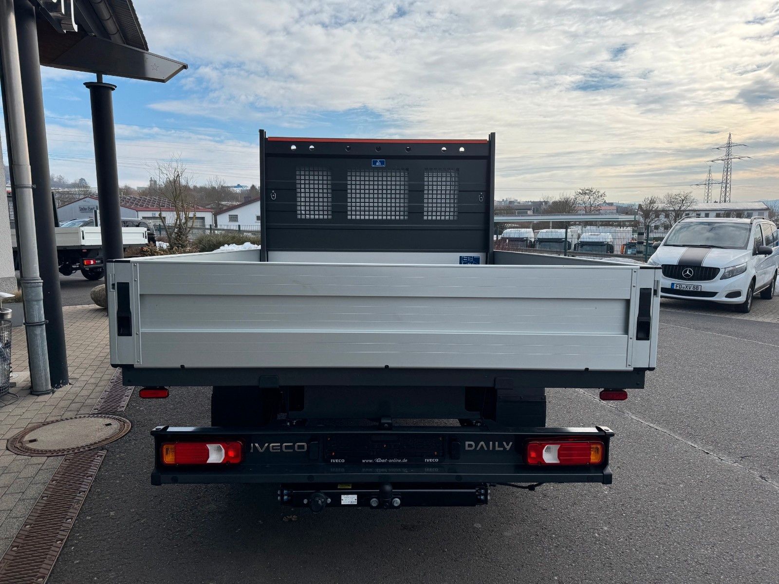 Fahrzeugabbildung Iveco Daily 35S14 *R3.450mm*AHK*Kamera*