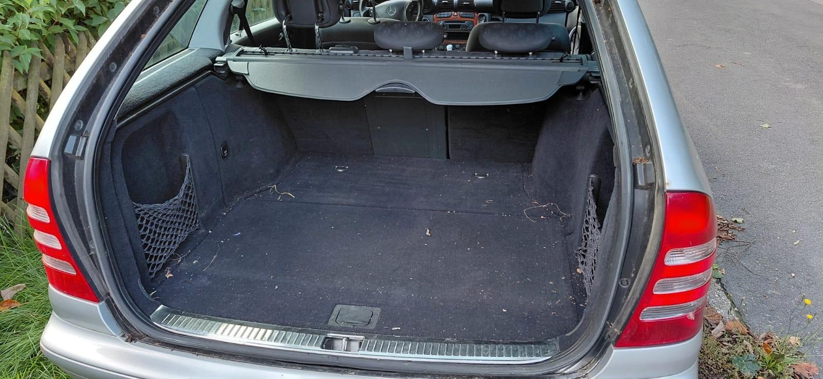 Mercedes-Benz C200 2004 — photo 9