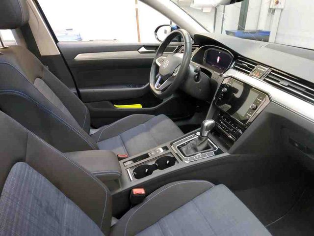 Passat Variant GTE 1.4 eHybrid R-LINE +AHK+PANO+