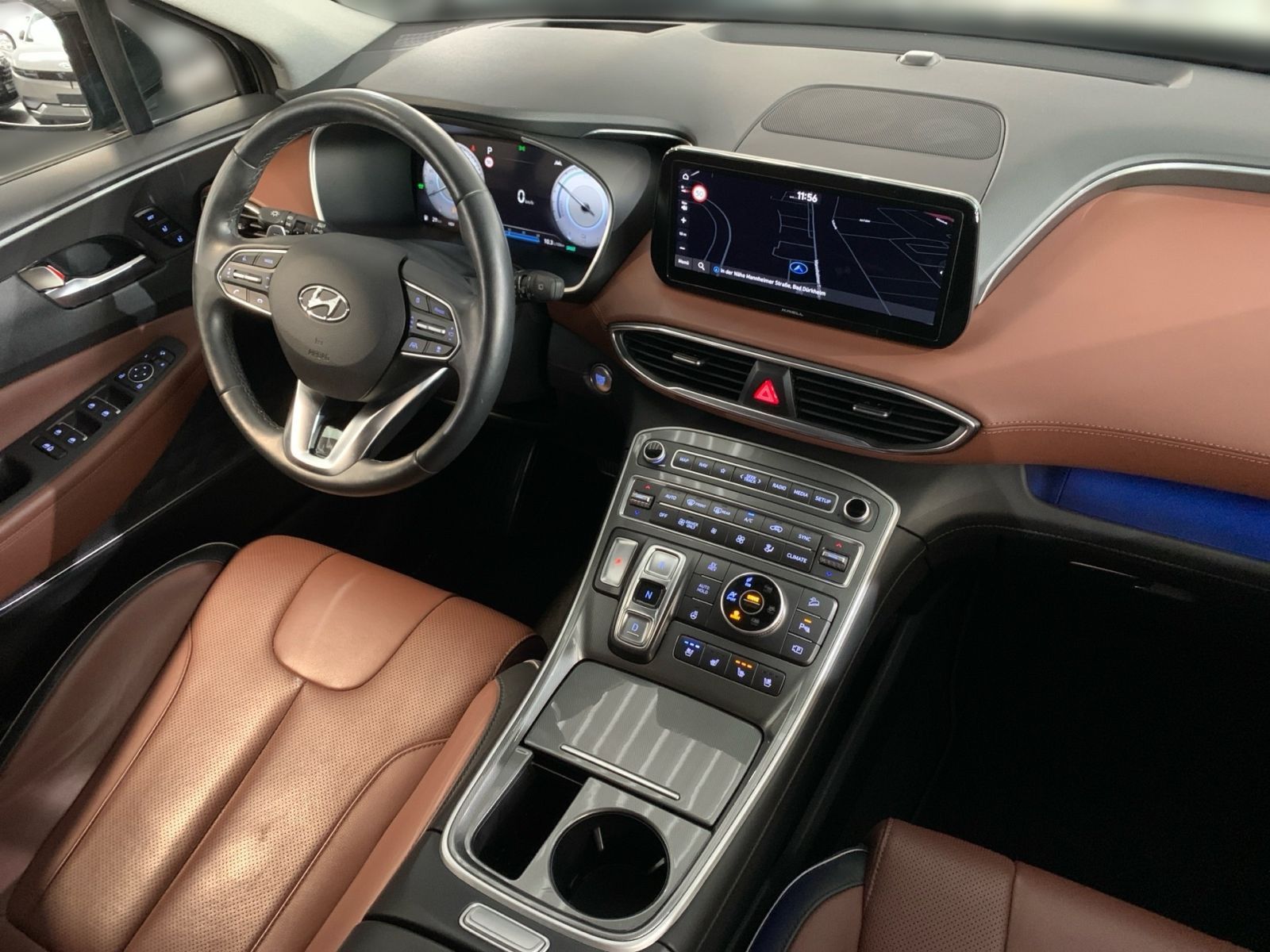 Fahrzeugabbildung Hyundai SANTA FE 1.6 T-GDI Prime Plug-In Hybrid 4WD AHK