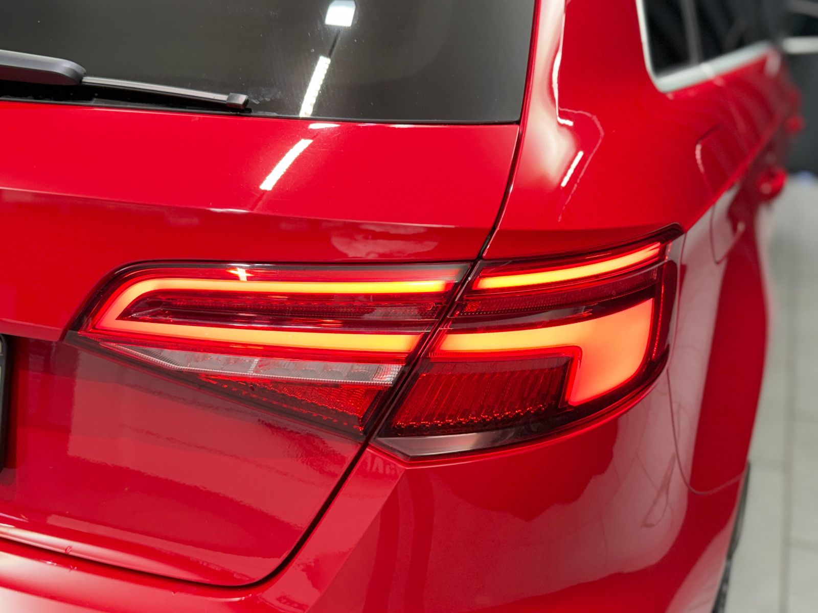 Fahrzeugabbildung Audi RS3 Sportback 2.5 TFSI|EVENTUR|BTMIRS-SITZ|B&O|