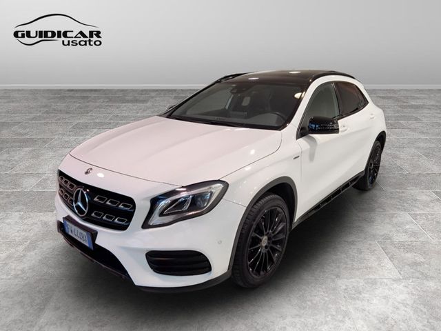 Mercedes-Benz GLA-X156 2017 - GLA 220 d Night Ed