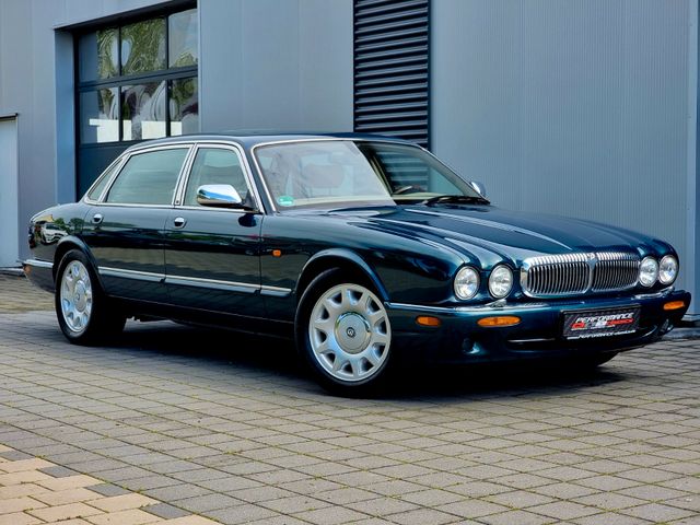 Jaguar Daimler Super V8 + 4-Sitzer + volle Historie!