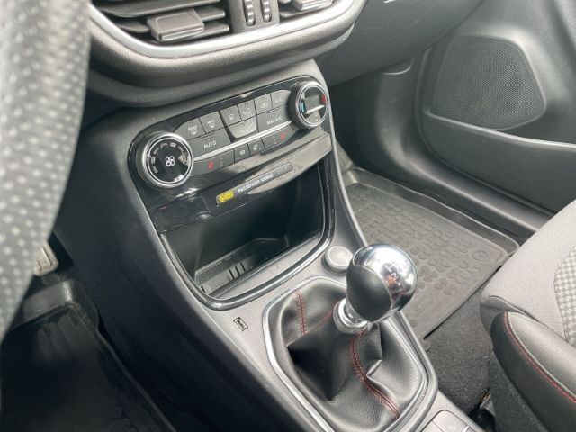 Fahrzeugabbildung Ford Puma 1.0 EcoBoost ST-Line Navi, Sitzheizung, Rüc