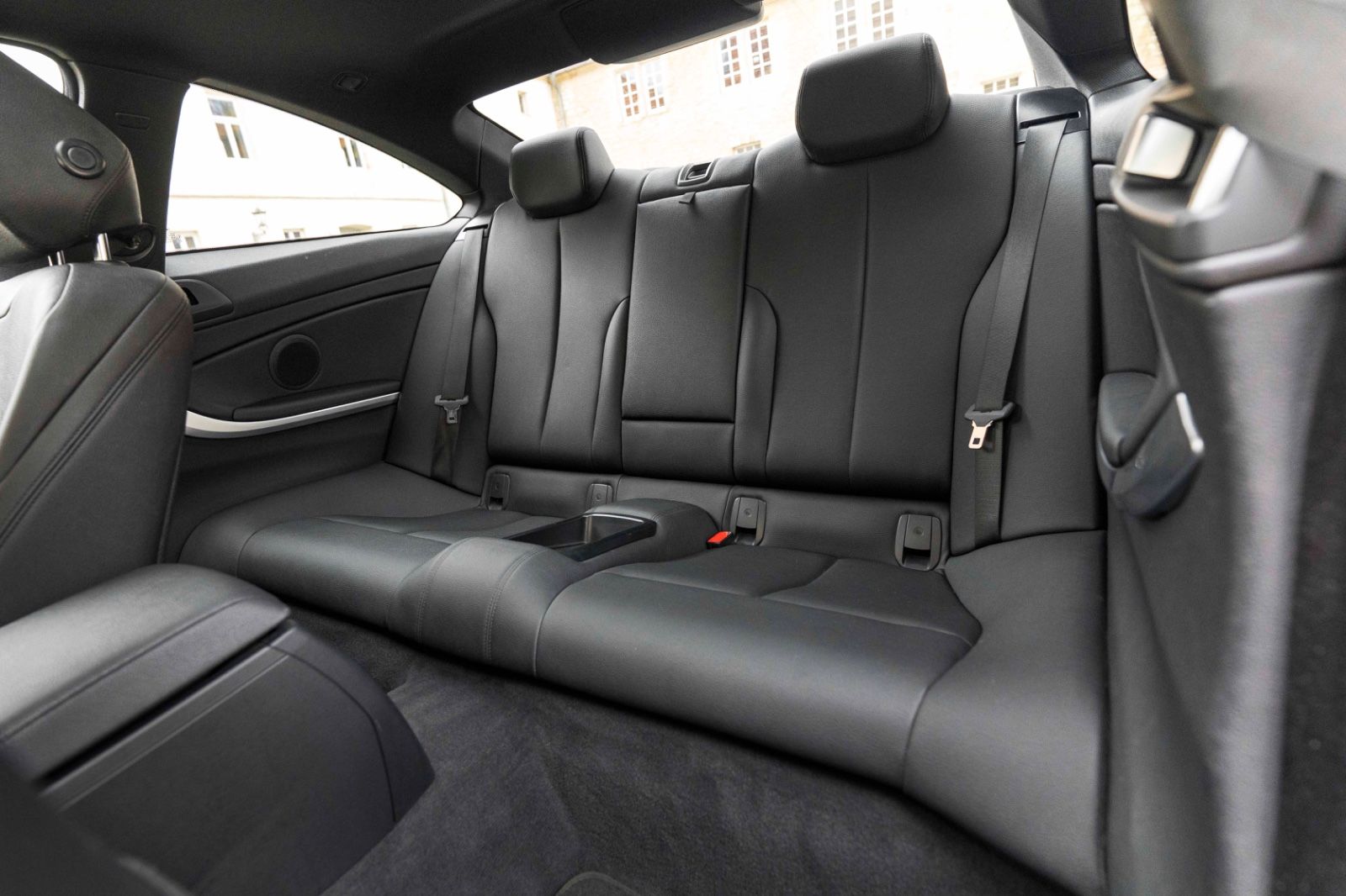 Fahrzeugabbildung BMW 430I M-Performance HIFI LED KAM CARPLAY CARBON