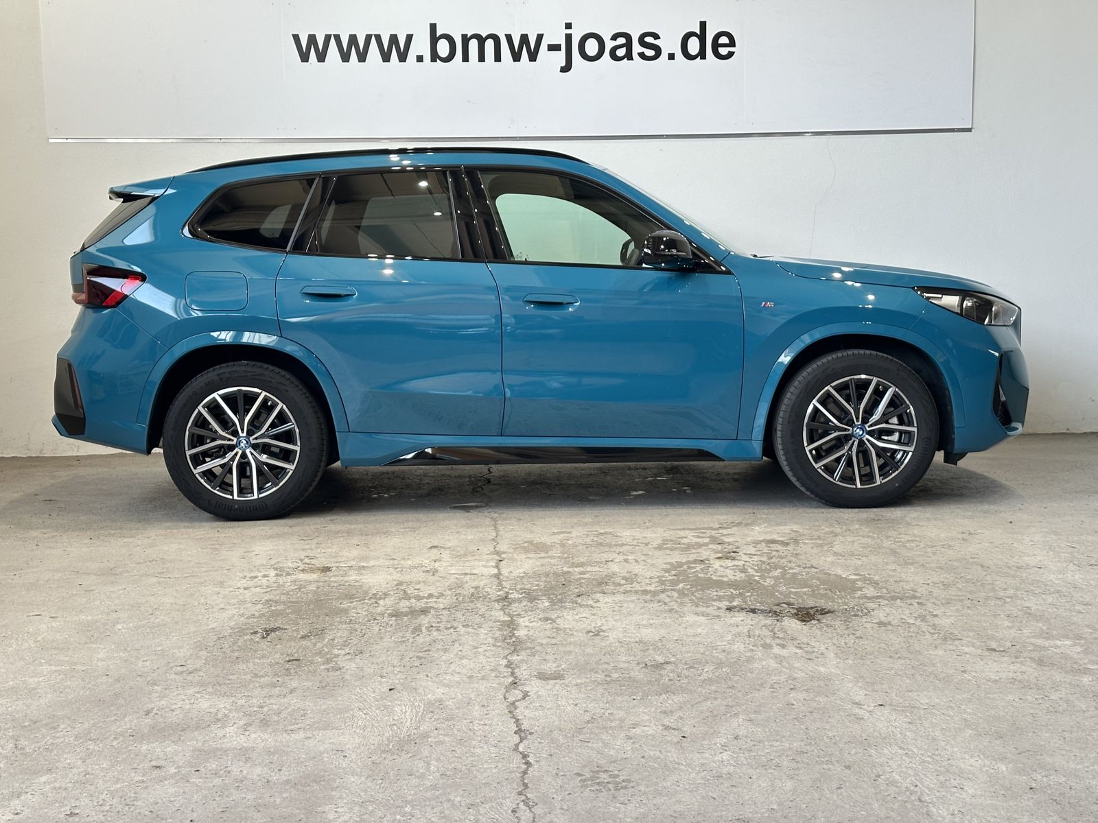 Fahrzeugabbildung BMW X1 xDrive30e M Sportpaket Head-Up Aktivsitz