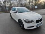 BMW 114i Sport Line Sport Line · TÜV NEU